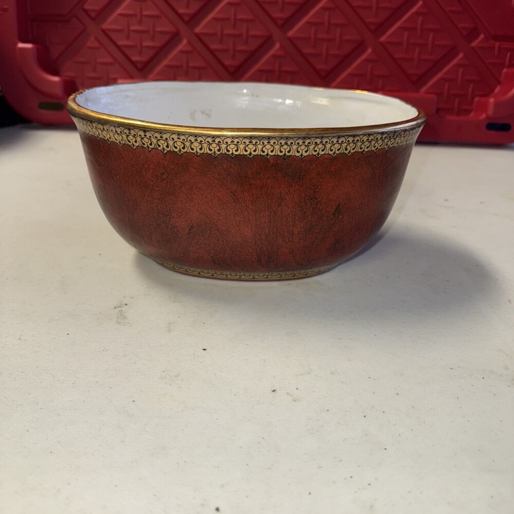 Vintage Oriental Accent Oval Bowl Chinese Porcelain‎ Gold Rim